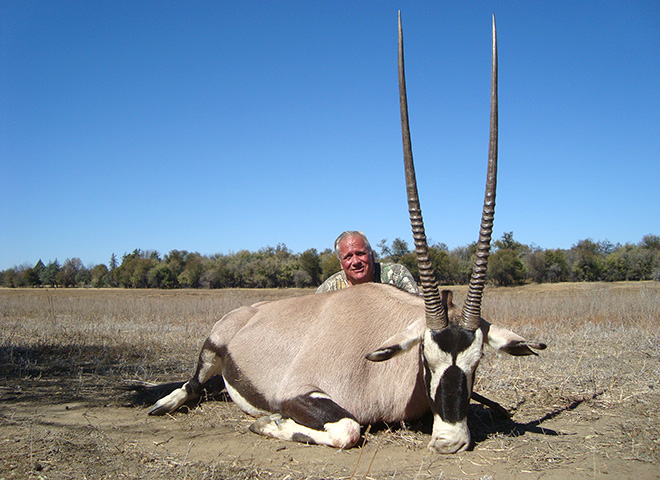 Gemsbok (Oryx) Trophy Hunting Makadi Safaris